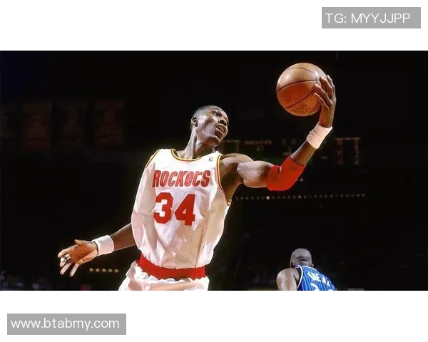 Kitn与纽约尼克斯联名鞋系列回顾，AF1仍是最佳