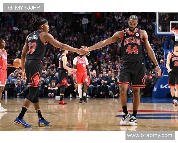 传奇归来！红熊猫将在公牛对阵76人的比赛中正式复出