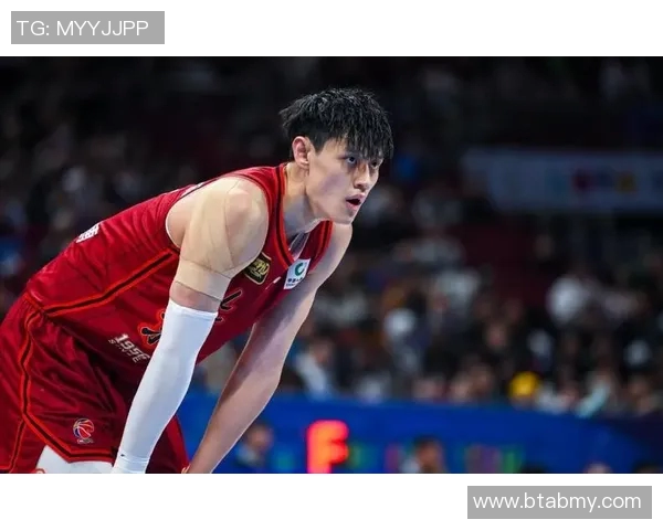 曾凡博和北京男篮续签三年B类合同 年薪理论上最多能达到550万