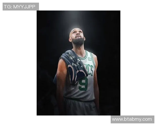 怀特&布朗首节合砍27分，绿军领先快船14分