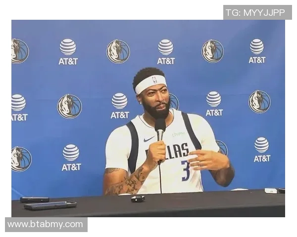 浓眉哥深夜紧急送医，伤情曝光独行侠交易计划生变，或彻底退出市场